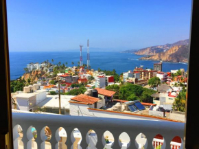 Отель Villa Condesa muy amplio terraza vista inmejorable al mar y riscos espectaculares  Акапулько